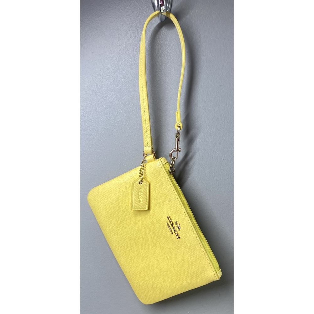 Coach Womens Corner Zip Wristlet‎ in Bright Yellow Wallet Leather 4.5x6" - Picture 2 of 12
